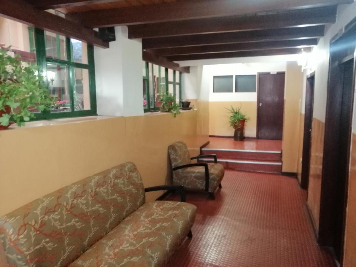 Hostal Victoria Quito Exterior foto