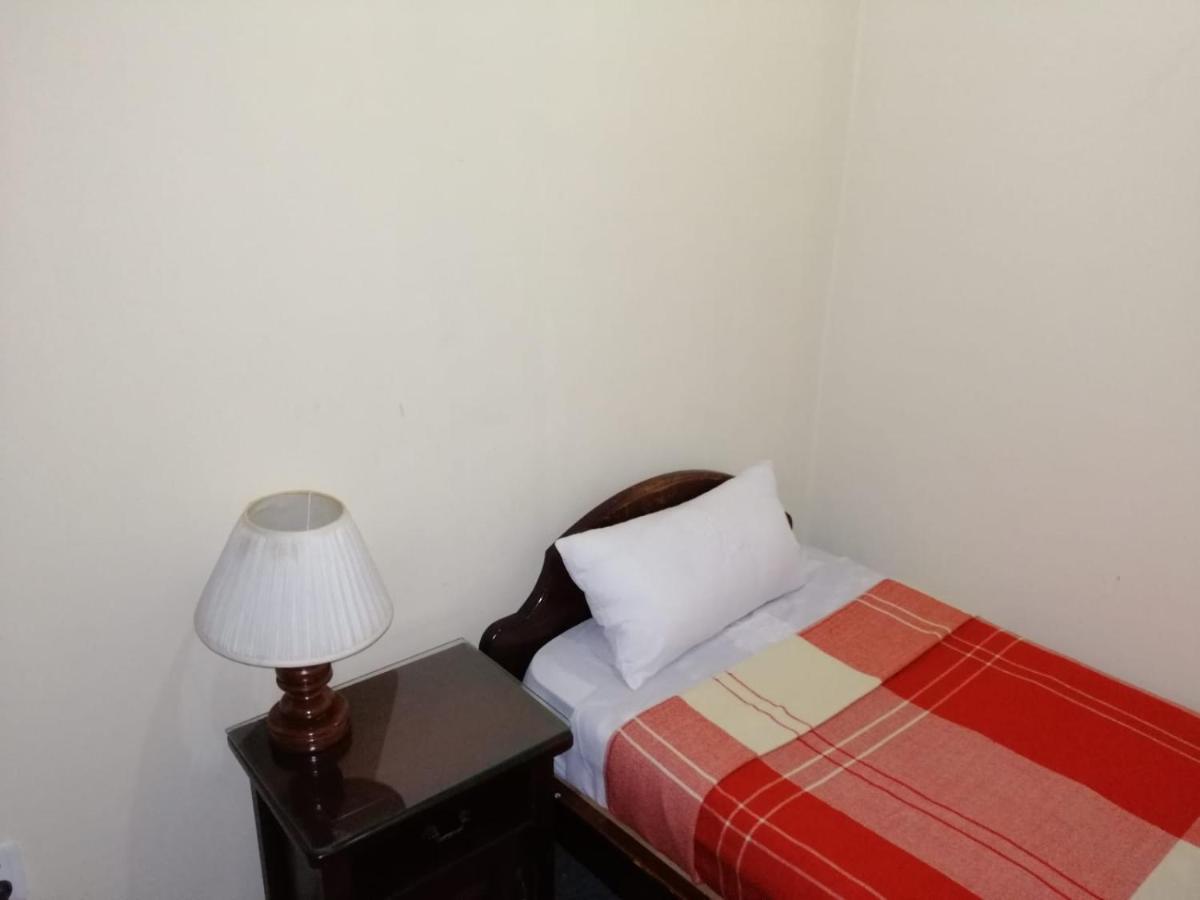 Hostal Victoria Quito Exterior foto